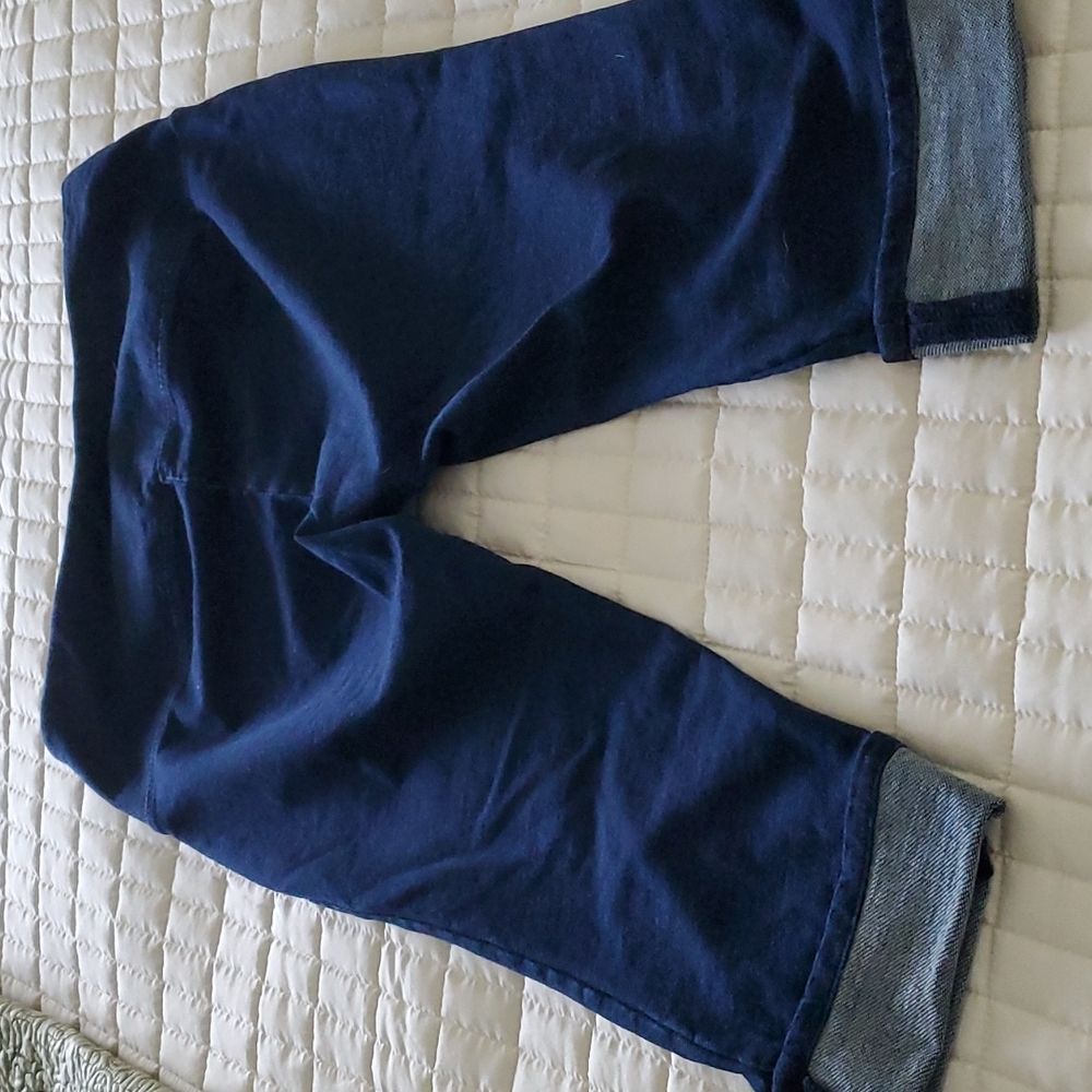 Capris - Picture 3 of 3
